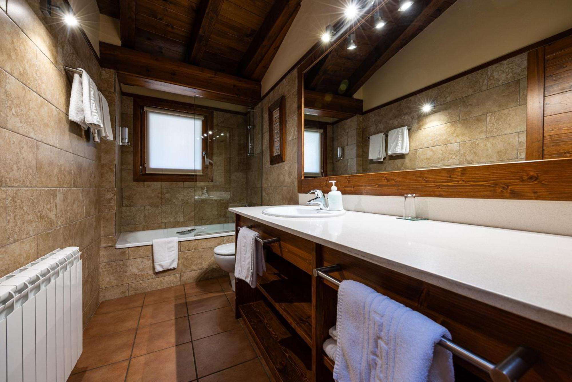Aparthotel Bellver Bellver De Cerdanya Exterior foto